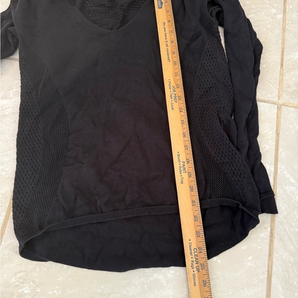 lululemon still movement sweater - Picture 5 of 6